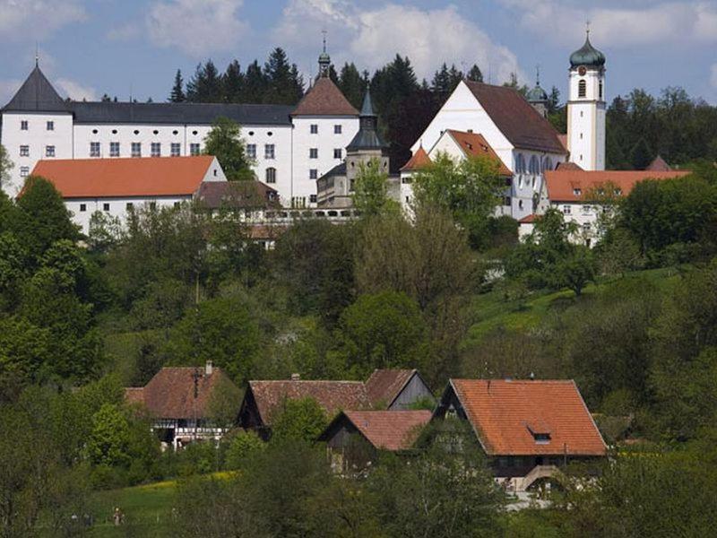 Hotel Gasthof Zur Post Wolfegg Buitenkant foto
