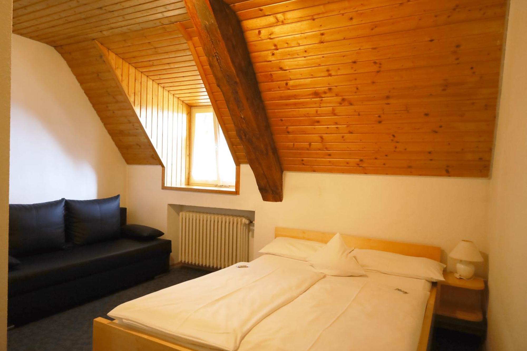 Hotel Gasthof Zur Post Wolfegg Buitenkant foto
