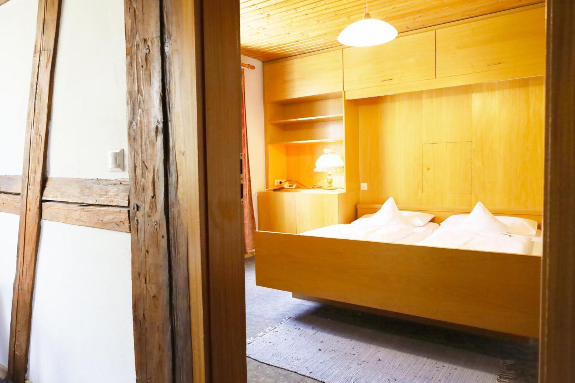 Hotel Gasthof Zur Post Wolfegg Buitenkant foto