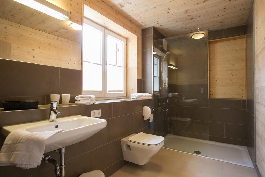 Hotel Gasthof Zur Post Wolfegg Buitenkant foto